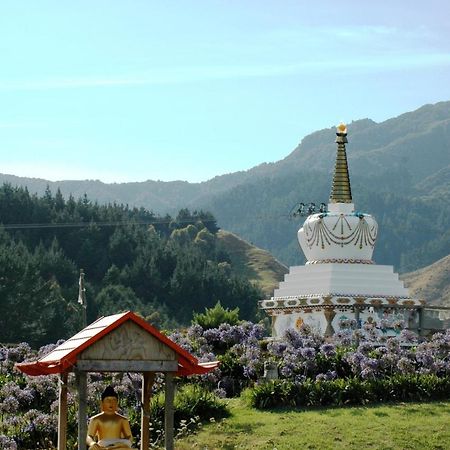 Hotel Mahamudra Buddhist Centre Colville Esterno foto